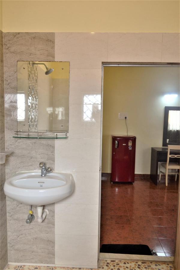 Monte Villa Guest House كاندولِم المظهر الخارجي الصورة